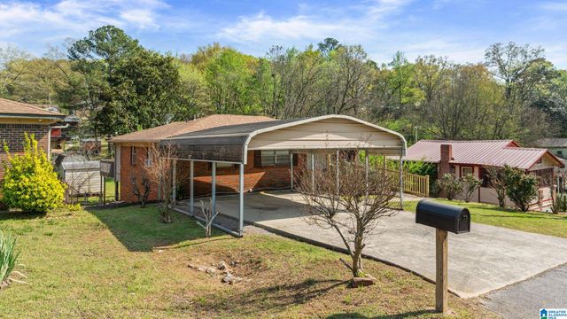 2025 FAIRFAX AVENUE, Bessemer, AL 35020
