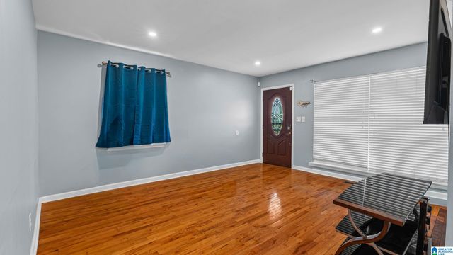 2025 FAIRFAX AVENUE, Bessemer, AL 35020