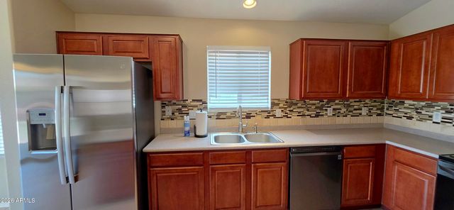 15213 N LUNA Street, El Mirage, AZ 85335