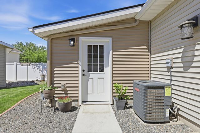 17410 E Knox Ave, Spokane Valley, WA 99016
