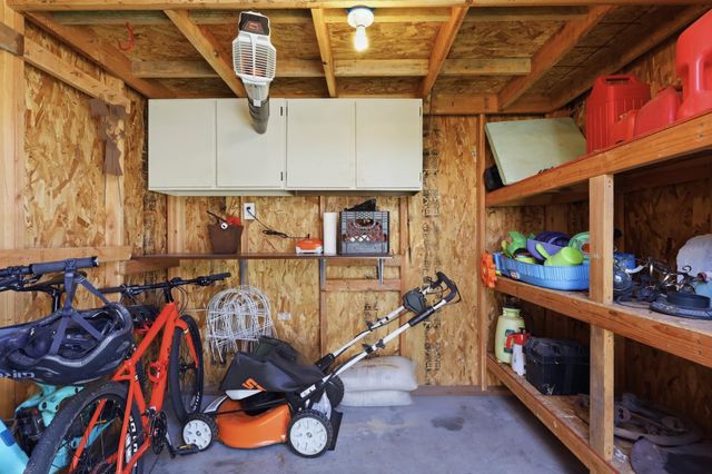 17410 E Knox Ave, Spokane Valley, WA 99016