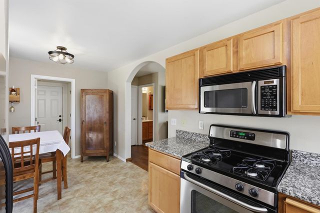 17410 E Knox Ave, Spokane Valley, WA 99016