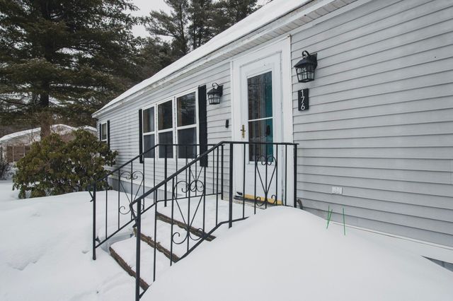 176 Deer Path, Hopkinton, NH 03229