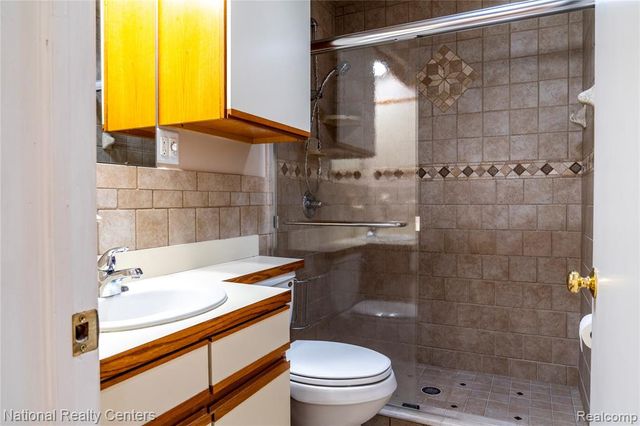 22635 Lincoln Street, Saint Clair Shores, MI 48082