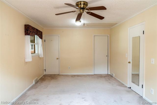 22635 Lincoln Street, Saint Clair Shores, MI 48082