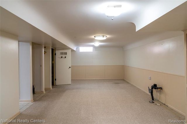 22635 Lincoln Street, Saint Clair Shores, MI 48082