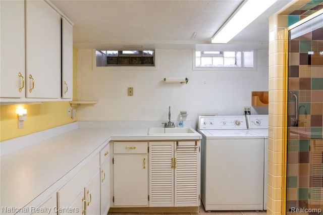 22635 Lincoln Street, Saint Clair Shores, MI 48082