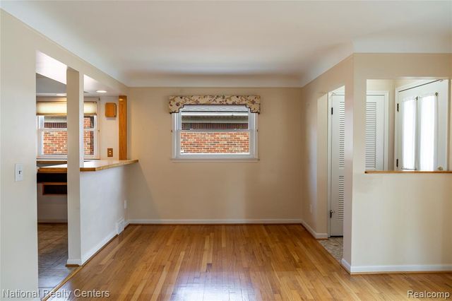 22635 Lincoln Street, Saint Clair Shores, MI 48082