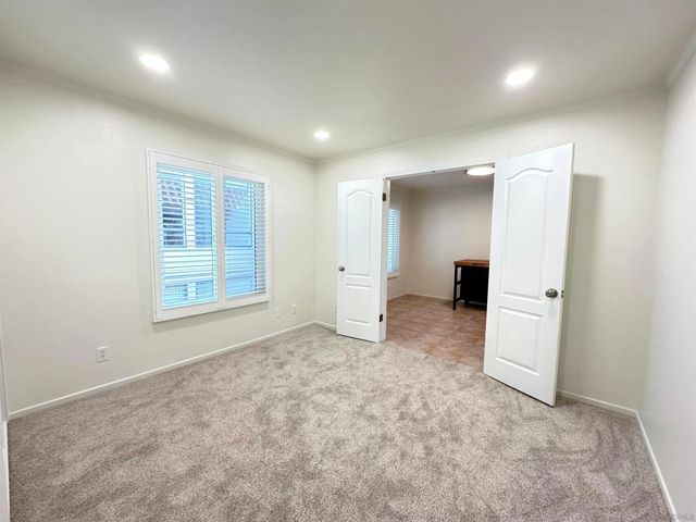 7560 Eads Ave 11, San Diego, CA 92037