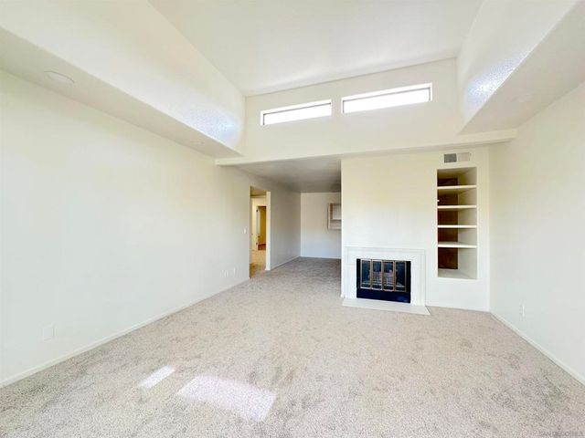 7560 Eads Ave 11, San Diego, CA 92037