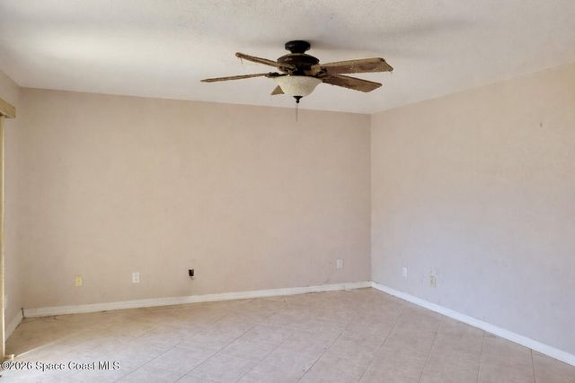 1313 Vista Oaks Circle NE, Palm Bay, FL 32905