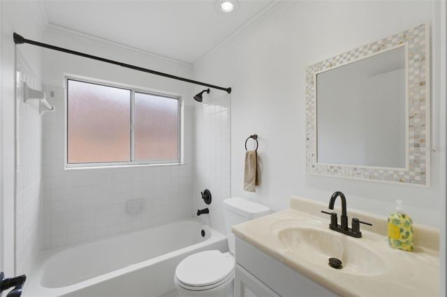1512 BAY VIEW STREET, Tarpon Springs, FL 34689