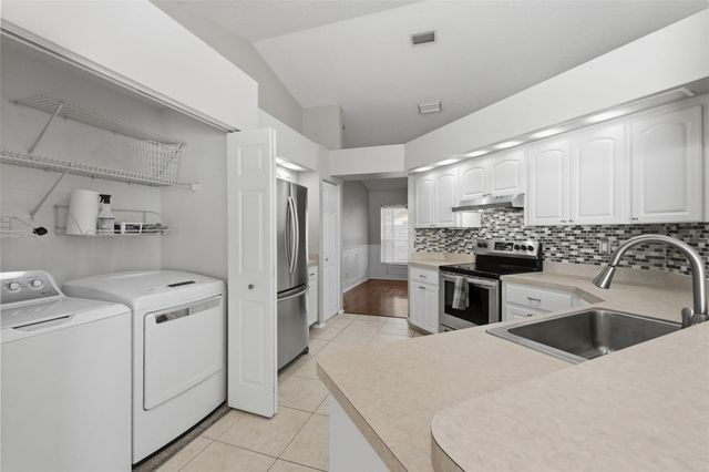 1512 BAY VIEW STREET, Tarpon Springs, FL 34689