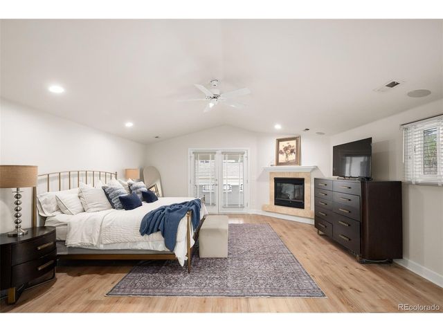 559 Jackson St, Denver, CO 80206