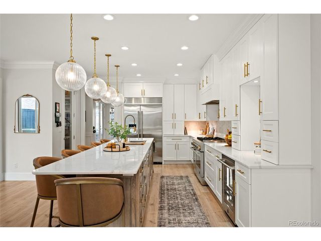 559 Jackson St, Denver, CO 80206