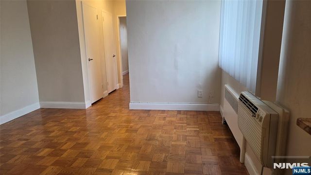 2345 Linwood Avenue 6A, Fort Lee, NJ 07024
