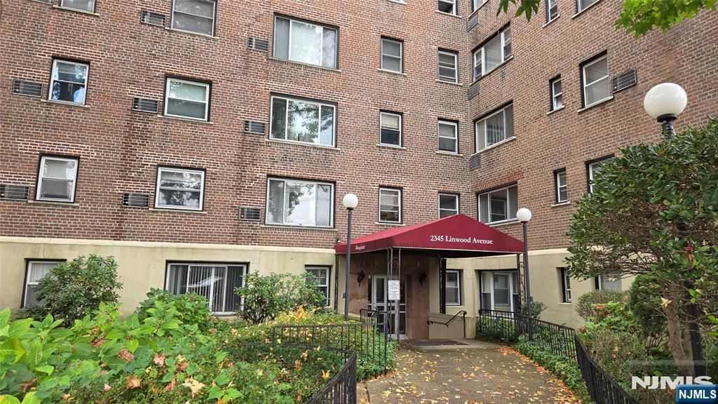 2345 Linwood Avenue 6A, Fort Lee, NJ 07024