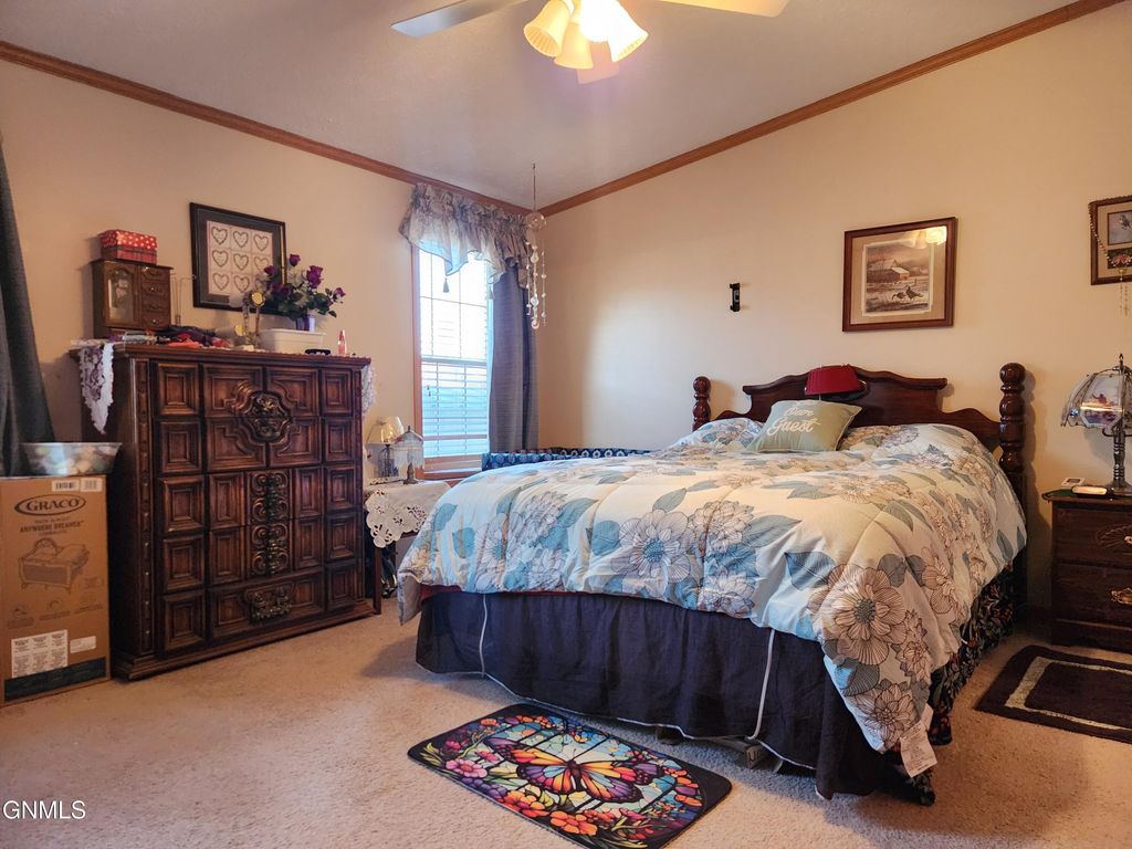 125 Maryland Street, Bismarck, ND 58504 photo 11