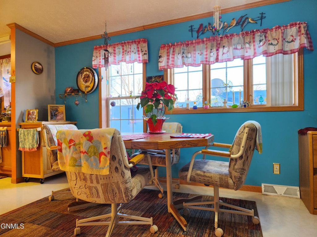 125 Maryland Street, Bismarck, ND 58504 photo 19