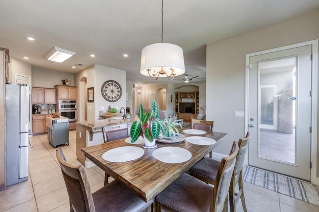 6611 W Morris Avenue, Fresno, CA 93723