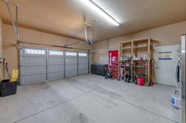 6611 W Morris Avenue, Fresno, CA 93723
