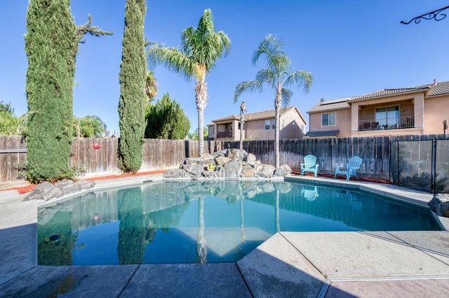 6611 W Morris Avenue, Fresno, CA 93723