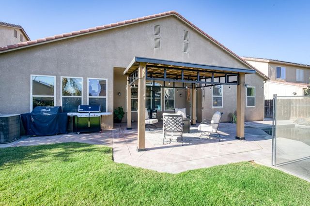 6611 W Morris Avenue, Fresno, CA 93723