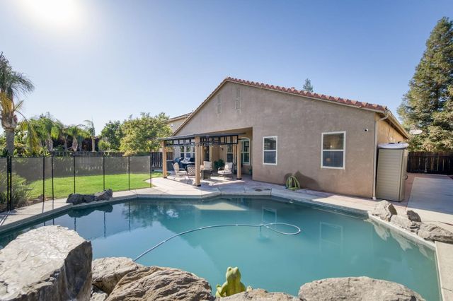 6611 W Morris Avenue, Fresno, CA 93723