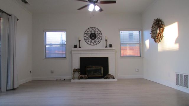 101 Duxbury Way, Folsom, CA 95630