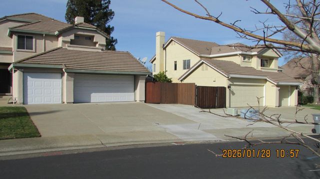 101 Duxbury Way, Folsom, CA 95630