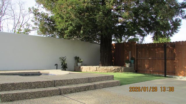 101 Duxbury Way, Folsom, CA 95630