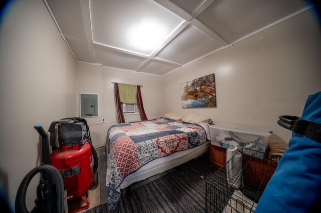 24150 County Road 255, Pittsburg, MO 65724