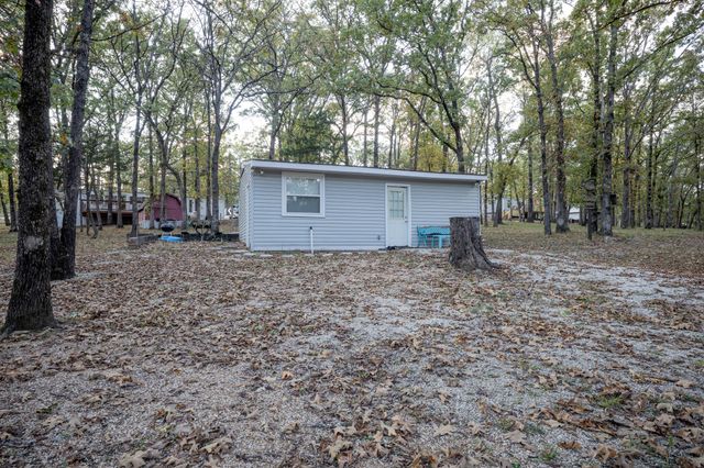 24150 County Road 255, Pittsburg, MO 65724