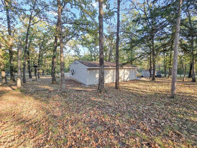 24150 County Road 255, Pittsburg, MO 65724