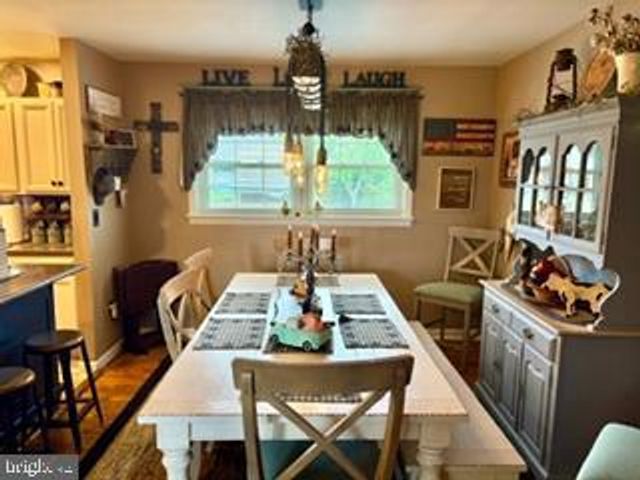 1306 WHITFIELD BLVD, Reading, PA 19609