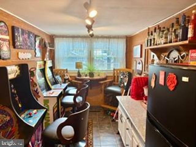 1306 WHITFIELD BLVD, Reading, PA 19609