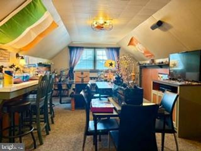 1306 WHITFIELD BLVD, Reading, PA 19609