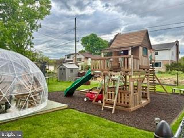 1306 WHITFIELD BLVD, Reading, PA 19609