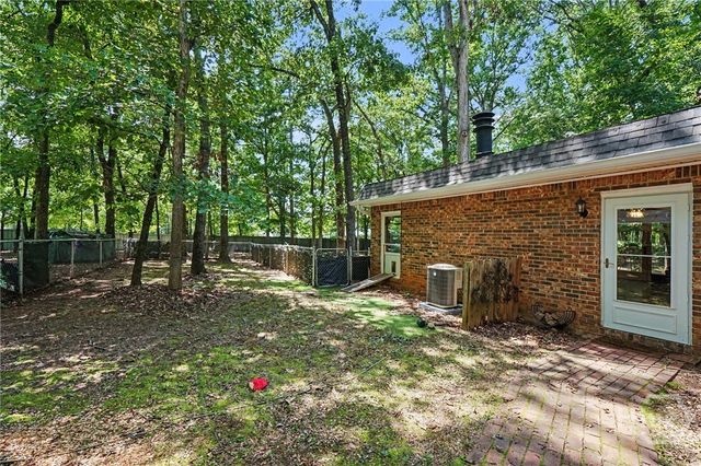 168 Great Oak Drive, Athens, GA 30605