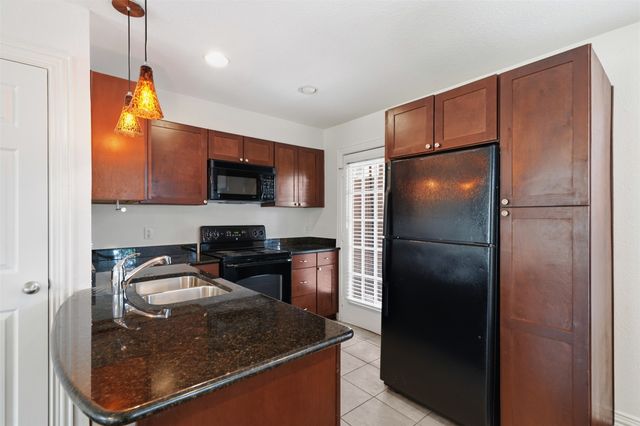 4723B Bradford Drive, Dallas, TX 75219