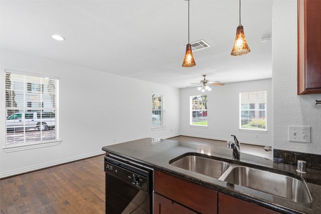 4723B Bradford Drive, Dallas, TX 75219