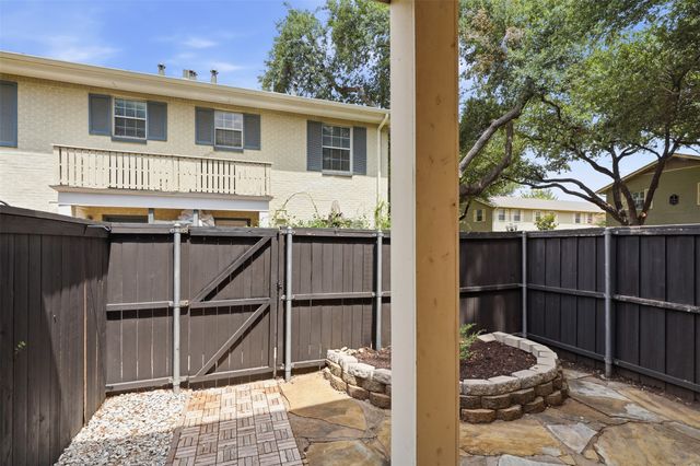 4723B Bradford Drive, Dallas, TX 75219