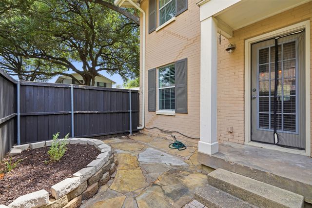 4723B Bradford Drive, Dallas, TX 75219