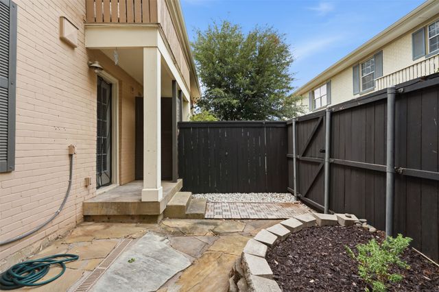 4723B Bradford Drive, Dallas, TX 75219