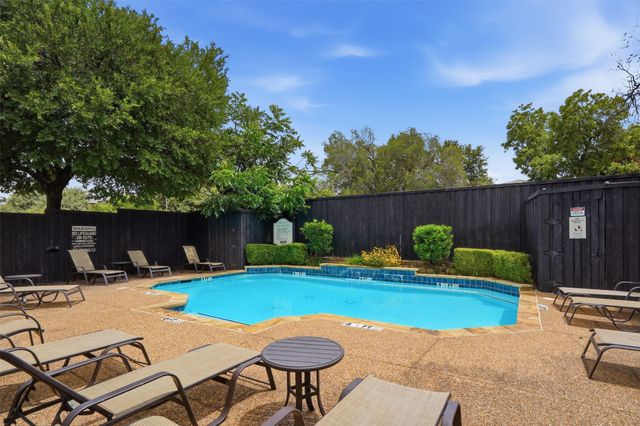 4723B Bradford Drive, Dallas, TX 75219