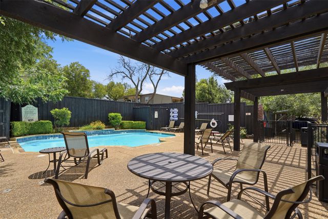4723B Bradford Drive, Dallas, TX 75219