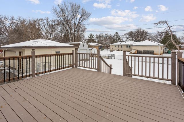 7012 Regent Avenue N, Brooklyn Center, MN 55429