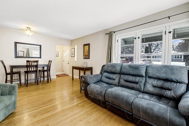 3602 S Whitnall AVENUE, Milwaukee, WI 53207