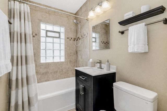 3602 S Whitnall AVENUE, Milwaukee, WI 53207