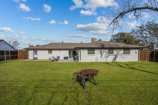 6705 Genoa Road, Fort Worth, TX 76116